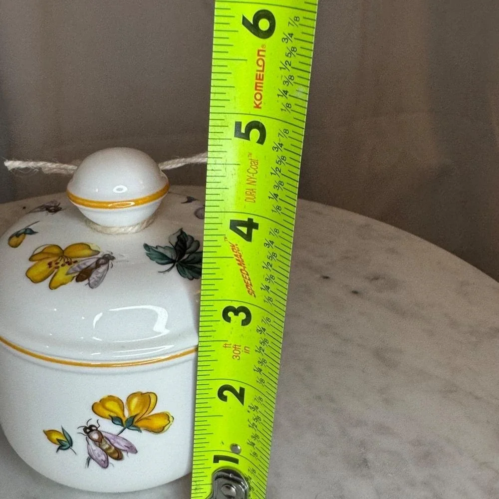 N/A ceramic lidded